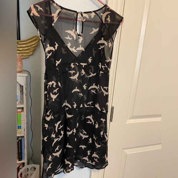 Urban Outfitters/ kimchi blue - chiffon navy bird dress/tunic. Size small. - Picture 2 of 3